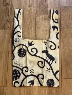 カルディ 2025　エコバッグ　非売品　12/6〜12/8発送不可ですmm