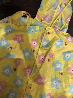 【大幅値下げ】キッズ　レインコート