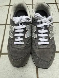 New Balance 996 グレー スニーカー　22.5