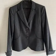 レリアン スーツ