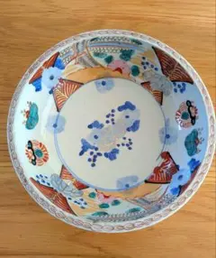 【大明成化年製】色絵　魚藻文　鉢　輪花形 大明成化年製】色絵 魚藻文 鉢 輪花形 - メルカリ