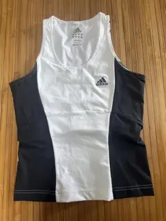 adidas タンクトップ　M 未使用