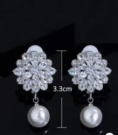 ブライダルイヤリング　クリスタルドロップ