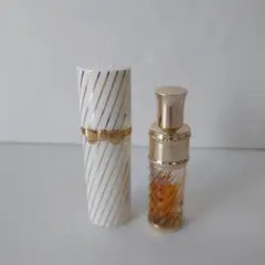 NINA RICCIのCAPRICCI および L'Air du Tempsのサムネイル