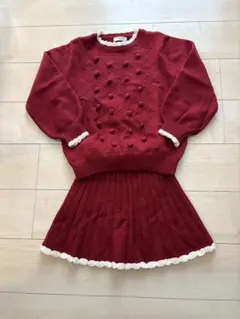 クリスマスコーデにぴったりなニットのセットアップ