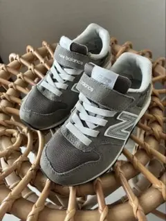 New Balance 996 スニーカー　キッズ　子供　18センチグレー