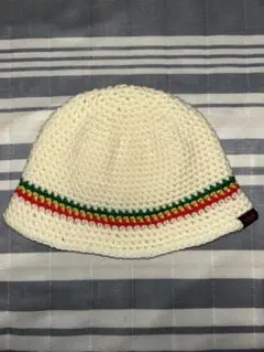 クラッシャーハット　編み物帽子　ハンドメイド