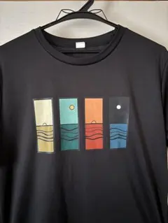 Tシャツ ブラック 風景プリント クルーネック