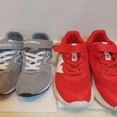 New Balance キッズスニーカー 2足