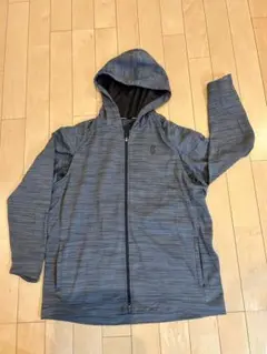 Nike Kyrie フルジップフード付きウェア