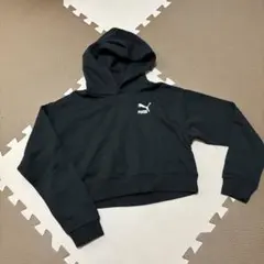 PUMA 黒　パーカー　150