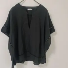 ITEMS URBANRESEARCH ハンカチーフデザインブラウス 黒のサムネイル