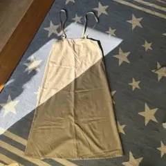 GU ベージュ キャミワンピース