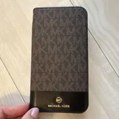 マイケルコース　iPhone13 ケース