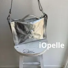 iOpelle ショルダーバッグ メタリックシルバー ベアモチーフ　2wayのサムネイル
