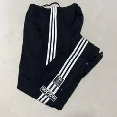 adidas originals ズボン