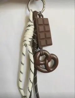 チョコレートバー プレッツェル じゃらじゃらキーホルダー