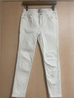 BAYFLOWスキニーデニム オフホワイト 美品