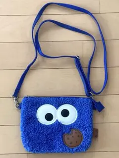〇USJ〇クッキーモンスター〇セサミストリート〇ふわふわ素材の斜め掛けバッグ