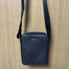 CK ショルダーバッグ ブラック　カルバンクライン