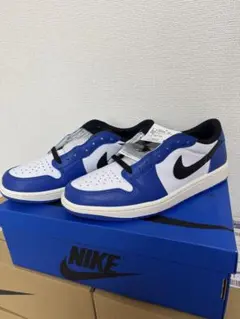NIKE スニーカー