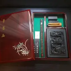【ジョンウォン工芸社】高級書道セット 木箱入り 龍彫刻硯・墨・筆・印材 韓国製 ジョンウォン工芸社】高級書道セット 木箱入り 龍彫刻硯・墨・筆・印材