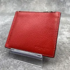【未使用級】COACH　コーチ　折り財布　レザー　赤　レッド　エンボスロゴ