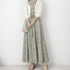 花柄 ワンピース ロング 半袖 総柄 フレア 上品 フェミニンのサムネイル
