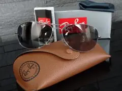 Ray-Ban サングラス・アビエーター・色グレーのサムネイル