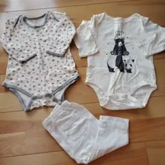 ベビーgapボディスーツ　花柄ボディスーツ　ベビースパッツ