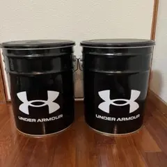 【新品未使用】UNDER ARMOUR 缶のサムネイル
