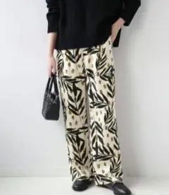 ジャーナルスタンダード トロピカル柄 カジュアルパンツ