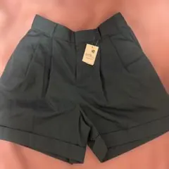 earth ショートパンツ(ベルトなし) Mサイズ　グリーンのサムネイル