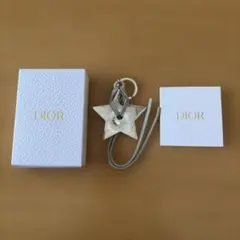 DIOR ノベルティ チャーム スター