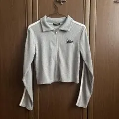 ジップアップ　リブニット　グレー　トップス