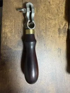 Item thumbnail for item c8e615d8-d615-481b-b608-0a912f84e429