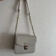 ショルダーバッグ