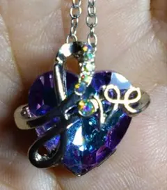 紫色ハート型クリスタルネックレス