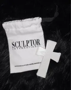 SCULPTOR クロスストラップウォレット　ネックレス　ホワイト　スカルプター