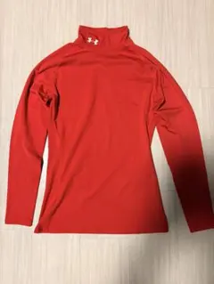 UNDER ARMOUR レッド 長袖 アンダーシャツ YMD - メルカリ