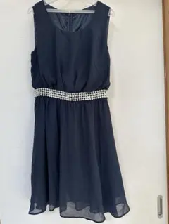 ネイビー　パーティドレス　パール装飾