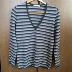 ❤︎美品❤︎ユニクロ　カシミヤ100% グレー系　ボーダー　Vネック　ニット　L