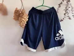 adidas ネイビー ハーフパンツ　スポーツ　ランニング　バスケ　アディダス