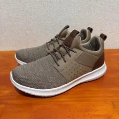 スケッチャーズ クラシック フィット デルソン ブラウン 25.5cm