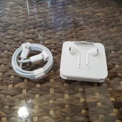 Apple純正 EarPods Lightningケーブル 付属品　セット