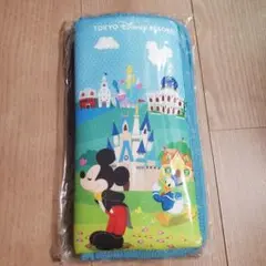 非売品　ディズニー オリジナル 折りたたみ クッション　ミッキー　ミニー