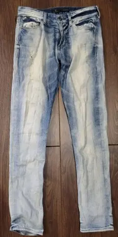 GUESS スリムテーパード ライトブルー 30インチ デニムパンツ ジーンズ