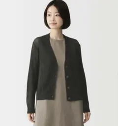 美品★無印良品★リネン混透かし編みＶネックカーディガン婦人Ｌ・チャコールグレー