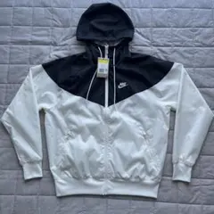 ナイキ　ウィンドランナー