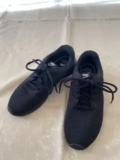 ナイキ　NIKE スニーカー　黒　23cm ③